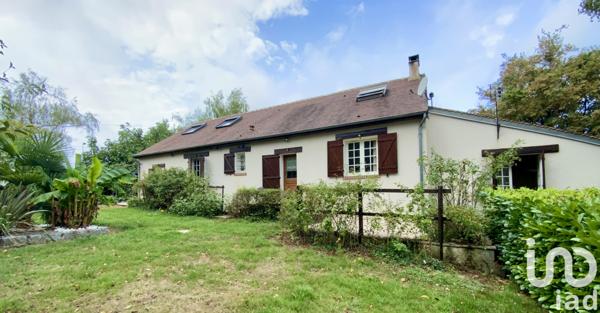 Maison à vendre 6 pièces 144 m² Saint-Hilaire-de-Court