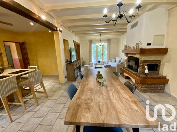 Maison à vendre 6 pièces 144 m² Saint-Hilaire-de-Court