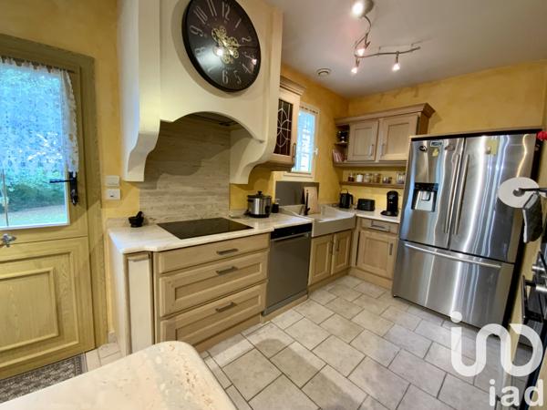 Maison à vendre 6 pièces 144 m² Saint-Hilaire-de-Court