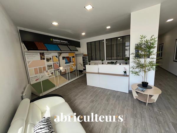Local industriel avec bureaux en vente à Châteaudun 28200