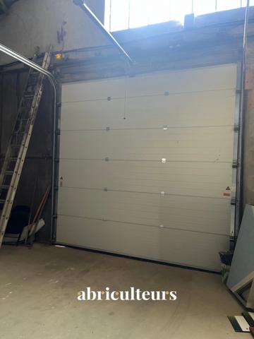 Local industriel avec bureaux en vente à Châteaudun 28200