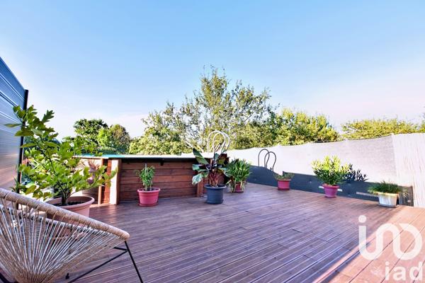 Location maison 6 pièces 100 m² Leyr