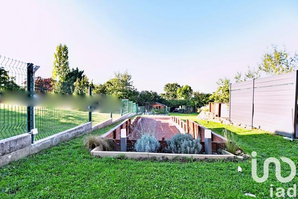 Location maison 6 pièces 100 m² Leyr