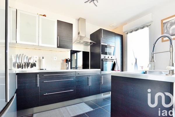 Location maison 6 pièces 100 m² Leyr