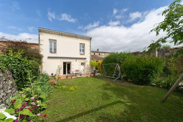 Maison à vendre |  Blaye |  4 pièces | 154 m²
