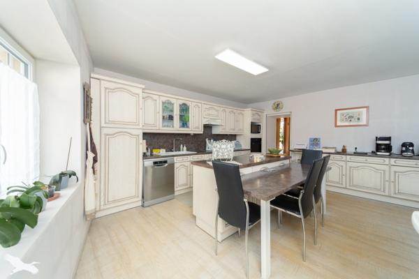 Maison à vendre |  Blaye |  4 pièces | 154 m²