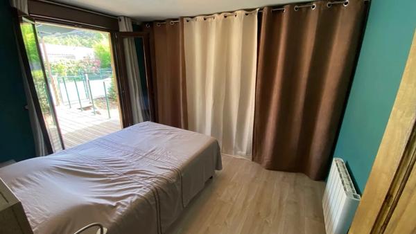 Maison contemporaine de 2008 6 pièces de 146m²