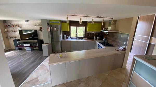 Maison contemporaine de 2008 6 pièces de 146m²