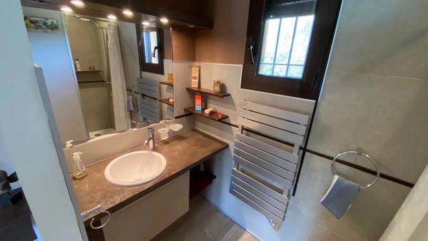 Maison contemporaine de 2008 6 pièces de 146m²
