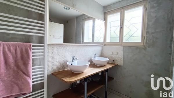 Maison traditionnelle 7 pièces de 175 m² à Orvault (44700)