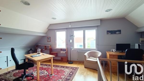 Maison traditionnelle 7 pièces de 175 m² à Orvault (44700)