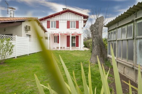 Montauban (82000) COUP DE CŒUR, MAISON DE VILLAGE T6 AVEC JARDIN