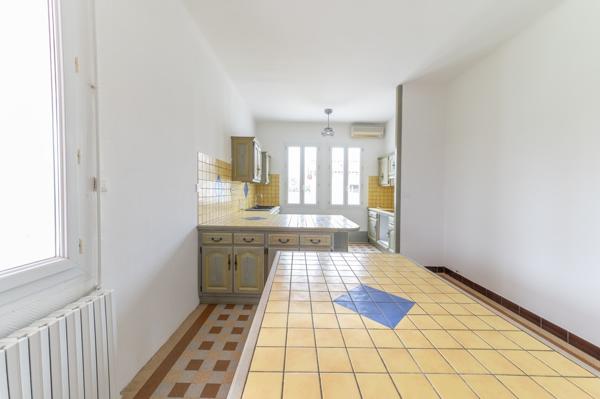 Montauban (82000) COUP DE CŒUR, MAISON DE VILLAGE T6 AVEC JARDIN