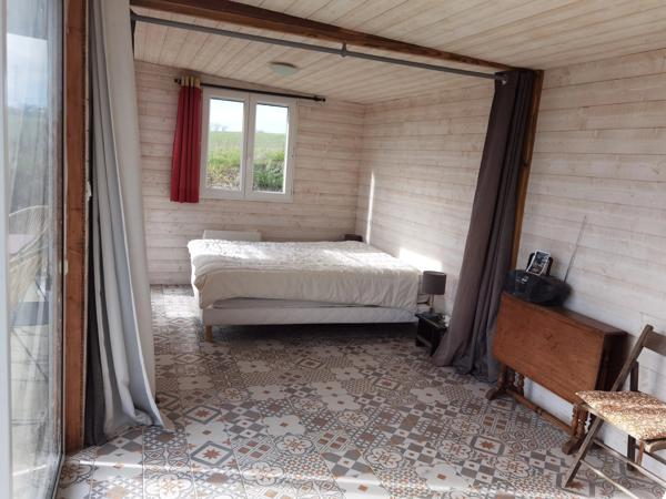 Ferme spacieuse de 220 m² avec maison d'amis et terrain équestre près de Moissac
