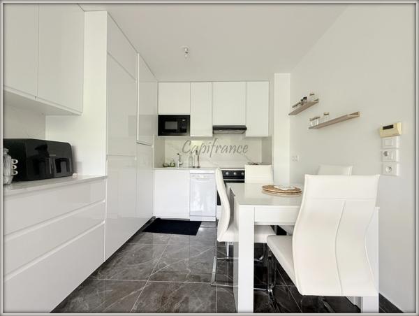 Appartement à louer 2 pièces AULNAY SOUS BOIS (93)