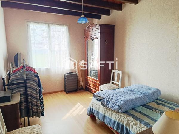 maison de campagne en chalosse pres de DAX avec grange , puits , garage et vue