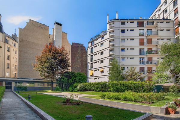Paris 16e Mirabeau - Appartement 60 m² avec balcon plein sud