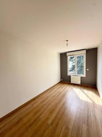 Vente Appartement 5 pièces 114 m2 à Dammarie-les-Lys