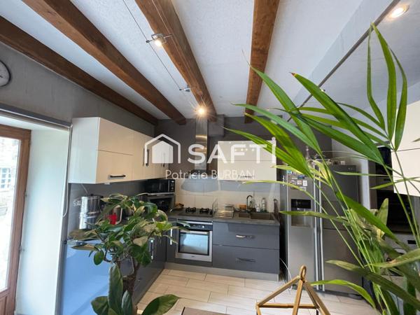 Longère 4 chambres avec terrain de 3 Hectares àSulniac