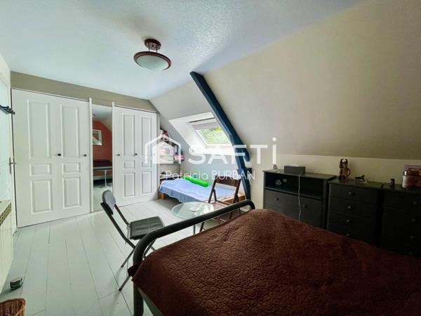 Longère 4 chambres avec terrain de 3 Hectares àSulniac