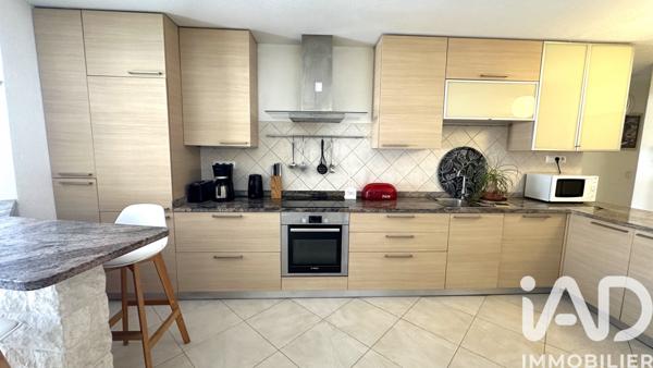 Appartement à vendre 4 pièces 77 m² Fréjus