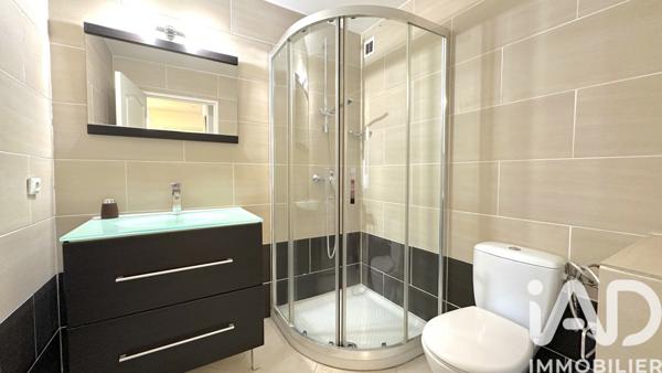 Appartement à vendre 4 pièces 77 m² Fréjus