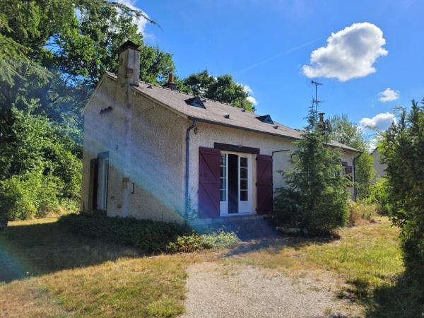 Maison / Pavillon 74 m2 + Combles aménagés  NANCAIS ( 18 )