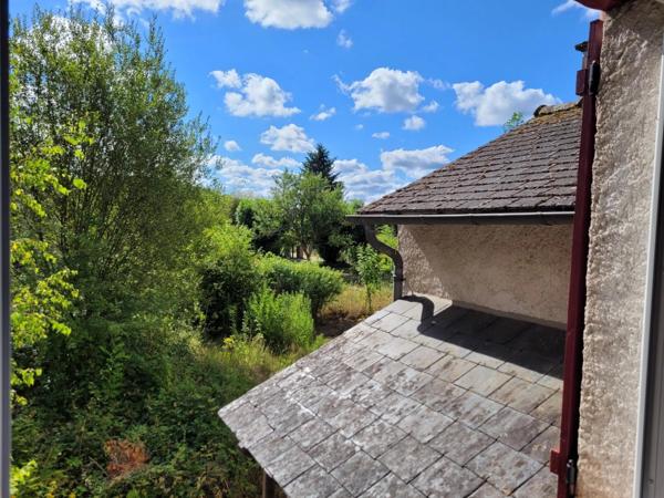 Maison / Pavillon 74 m2 + Combles aménagés  NANCAIS ( 18 )