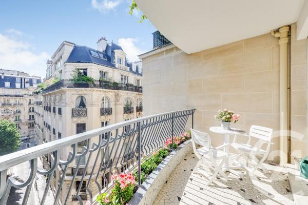 Appartement F5 à vendre  6 pièces - 148,05 m 2   PARIS  - 75016