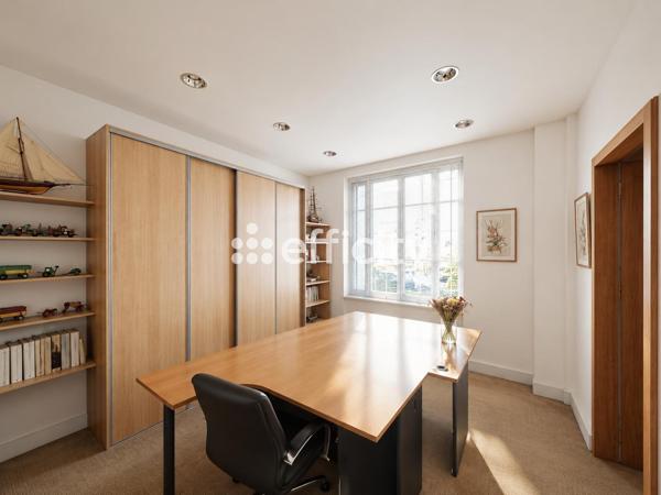 Appartement
         5 pièces
        - 97 m² Bien prestige 1 200 000 € *