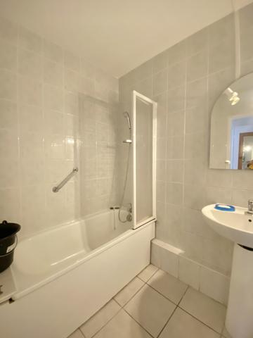 Saint-Étienne (42100) Appartement lumineux 90m² + balcon - Secteur la Métare