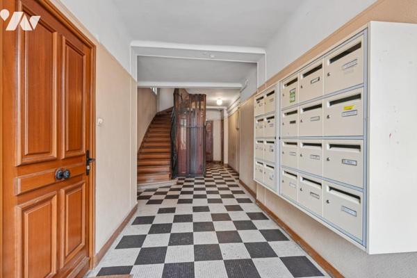 Levallois-Perret - Appartement traversant de 27,31 m² avec balcon