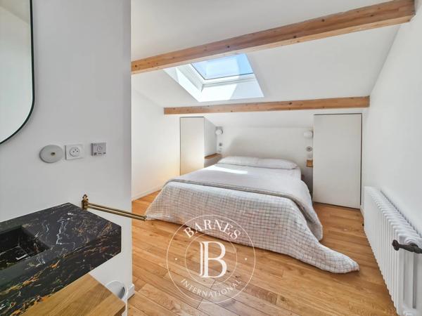 Issoire, Maison 9 Chambres -  408 m² à vendre