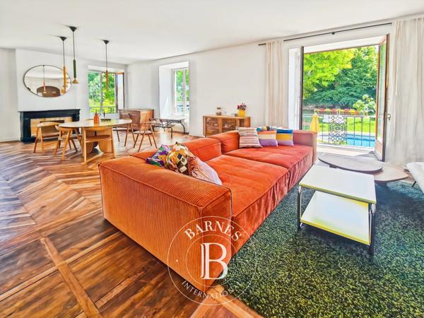 Issoire, Maison 9 Chambres -  408 m² à vendre