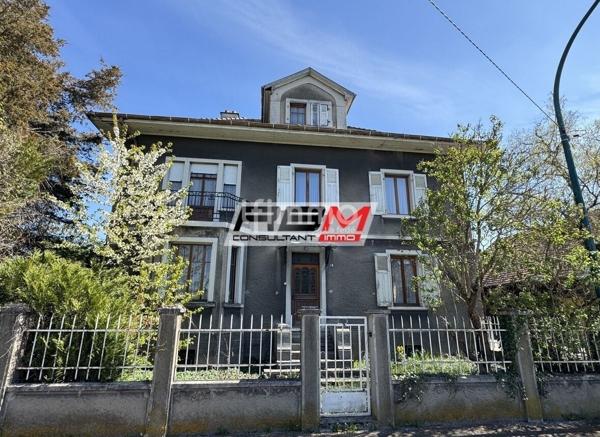 Maison de caractère 8 pièces + F2 indépendant. Ensisheim