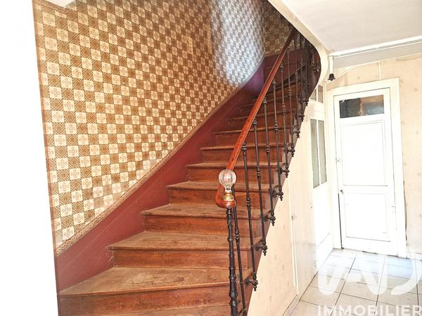 Maison à vendre 9 pièces 202 m² Beaumotte-lès-Pin