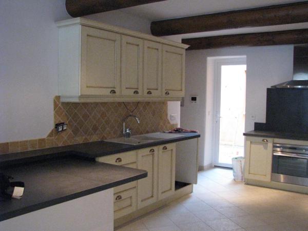 GRAND APPARTEMENT - CENTRE VILLE - TERRASSE