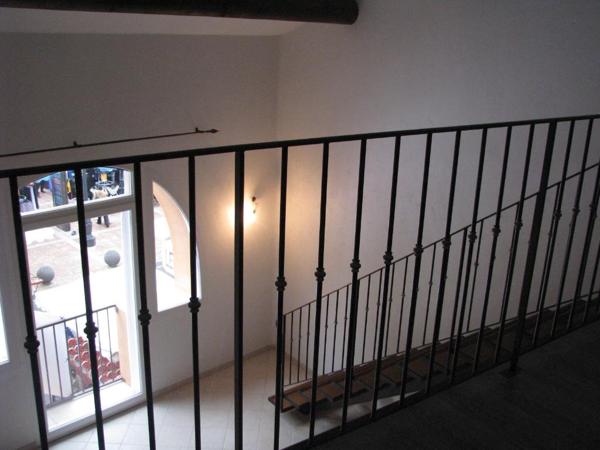 GRAND APPARTEMENT - CENTRE VILLE - TERRASSE
