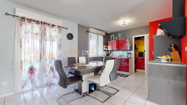 Vente Maison73 m² - 5 Pièces - SAINT SAUVEUR VILLAGES (50490)