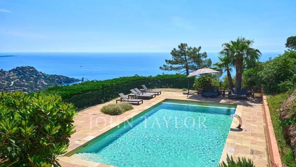 Magnifique maison familiale avec une vue mer panoramique