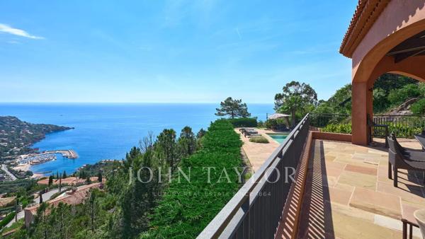 Magnifique maison familiale avec une vue mer panoramique