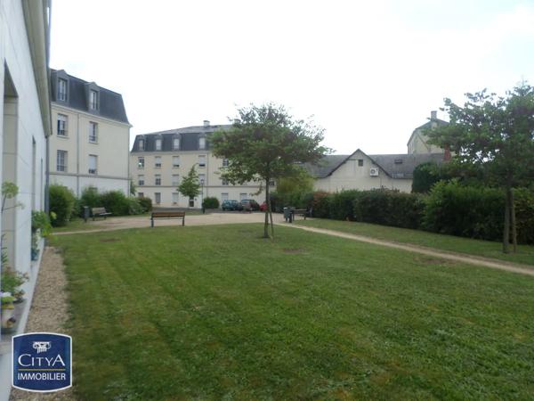 Appartement à louer 1 pièce 30.7m² Saumur (49400)