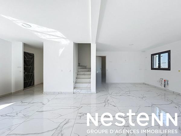 A vendre : Maison neuve - 4 chambres - avec garage et terrain - 5 minutes de CHARNAY-LES-MACON (71850)