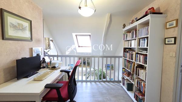 Maison 6 pièce(s) 4 chambre(s) 119 m²