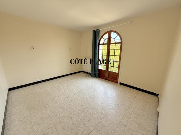 Vaux-sur-Mer (17640) VAUX SUR MER 250 M PLAGE - MAISON A RENOVER AU PRIX DE 572 000 € HAI