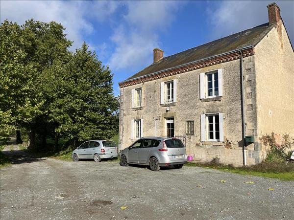 Maison à vendre |  Magnac-Laval |  9 pièces | 203 m²