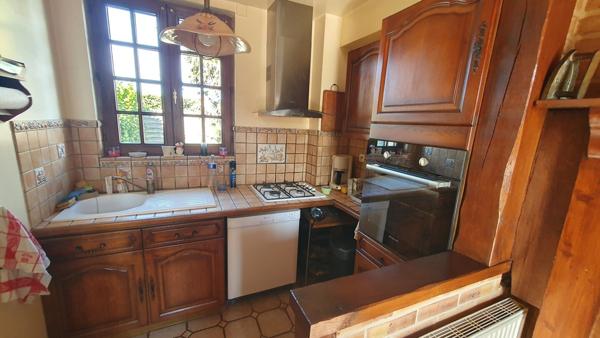 MAISON DE VILLGE AU PIED D'YVETOT