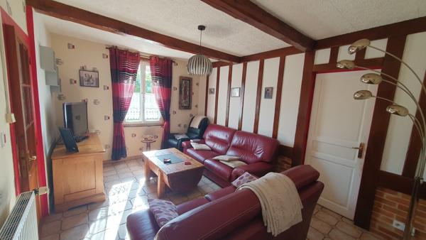 MAISON DE VILLGE AU PIED D'YVETOT