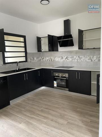 A louer Saint-André Appartement riz de jardin T4