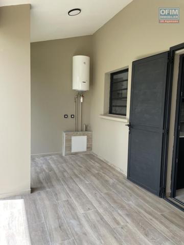 A louer Saint-André Appartement riz de jardin T4